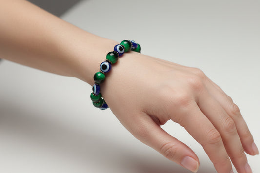 Green Cats Eye style, Evil Eye Protection beaded bracelet