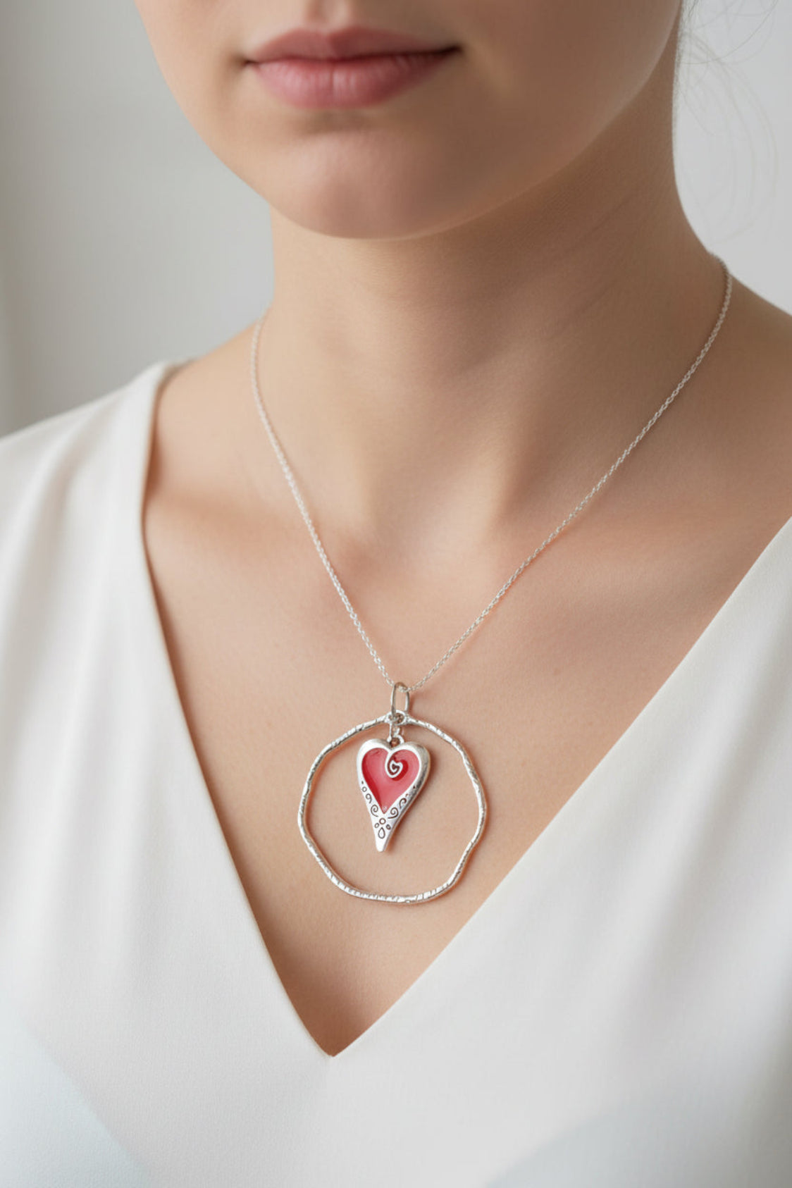 Necklace with a heart pendant