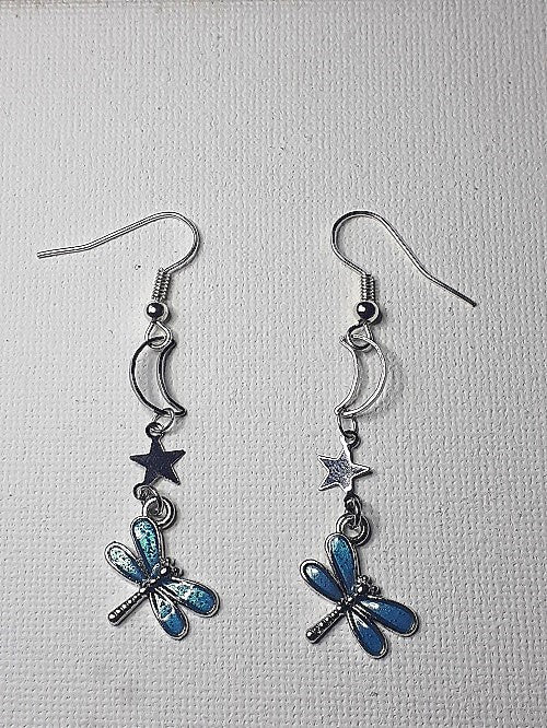 Dragonfly dangly earrings