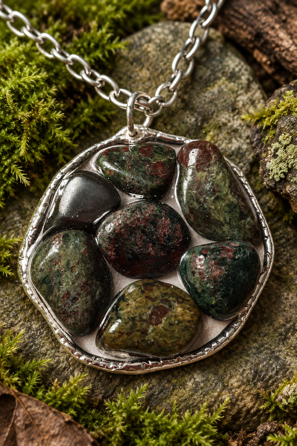 Eklogite and Red Jasper Crystal Pendant Necklace