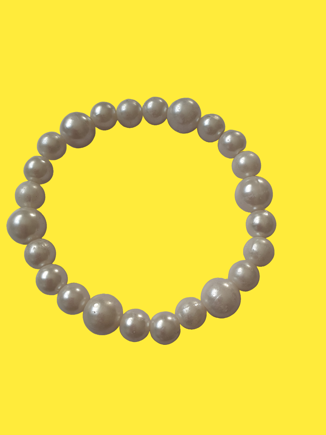Pearl beaded bracelet