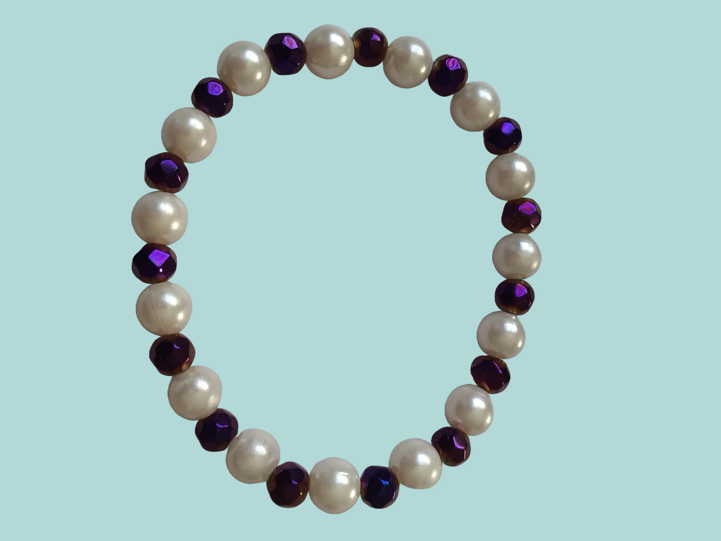 Purple iridescent and Pearl beads bracelet