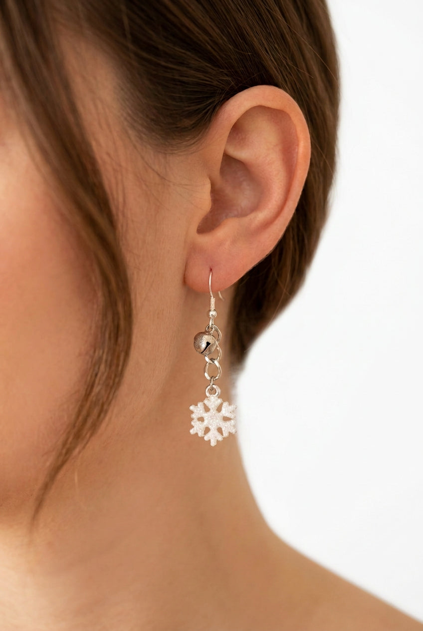Snowflakes drop earrings