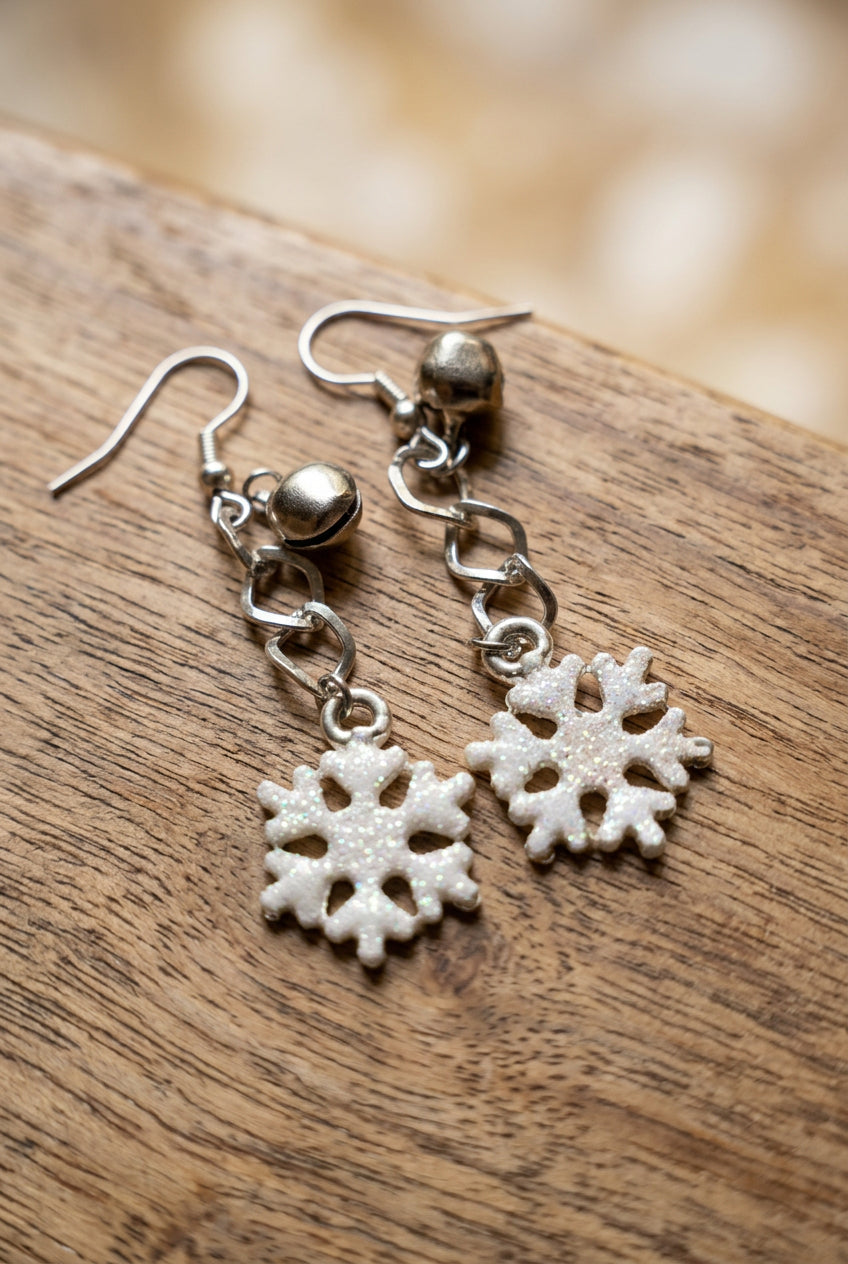 Snowflakes drop earrings