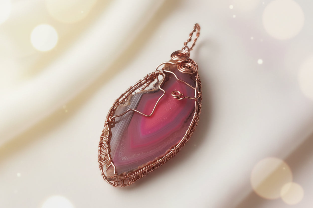 Large sliced Agate Crystal Pendant Necklace